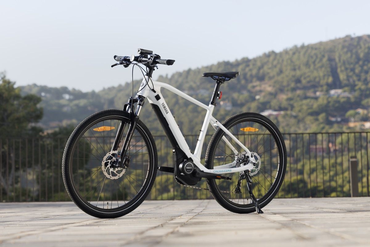 YAMAHA CrossCore RC e-bike urbana, foto oficial de prensa