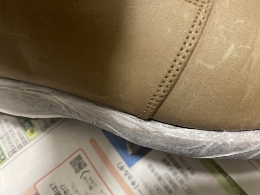 コバに貼ったマスキングテープのアップ